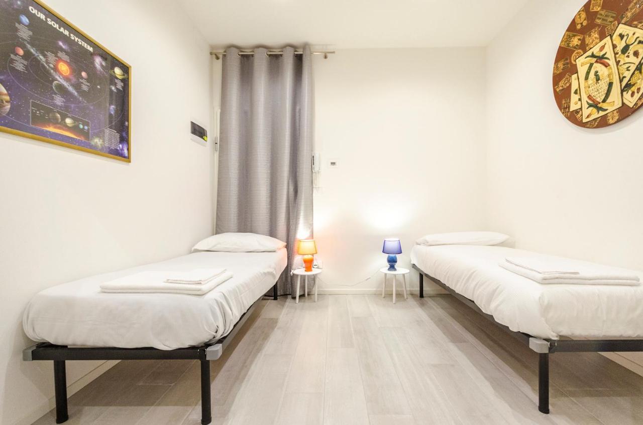 Dimora Santo Stefano: Ampia, Con Giardino Privato Apartment Bologna Ngoại thất bức ảnh